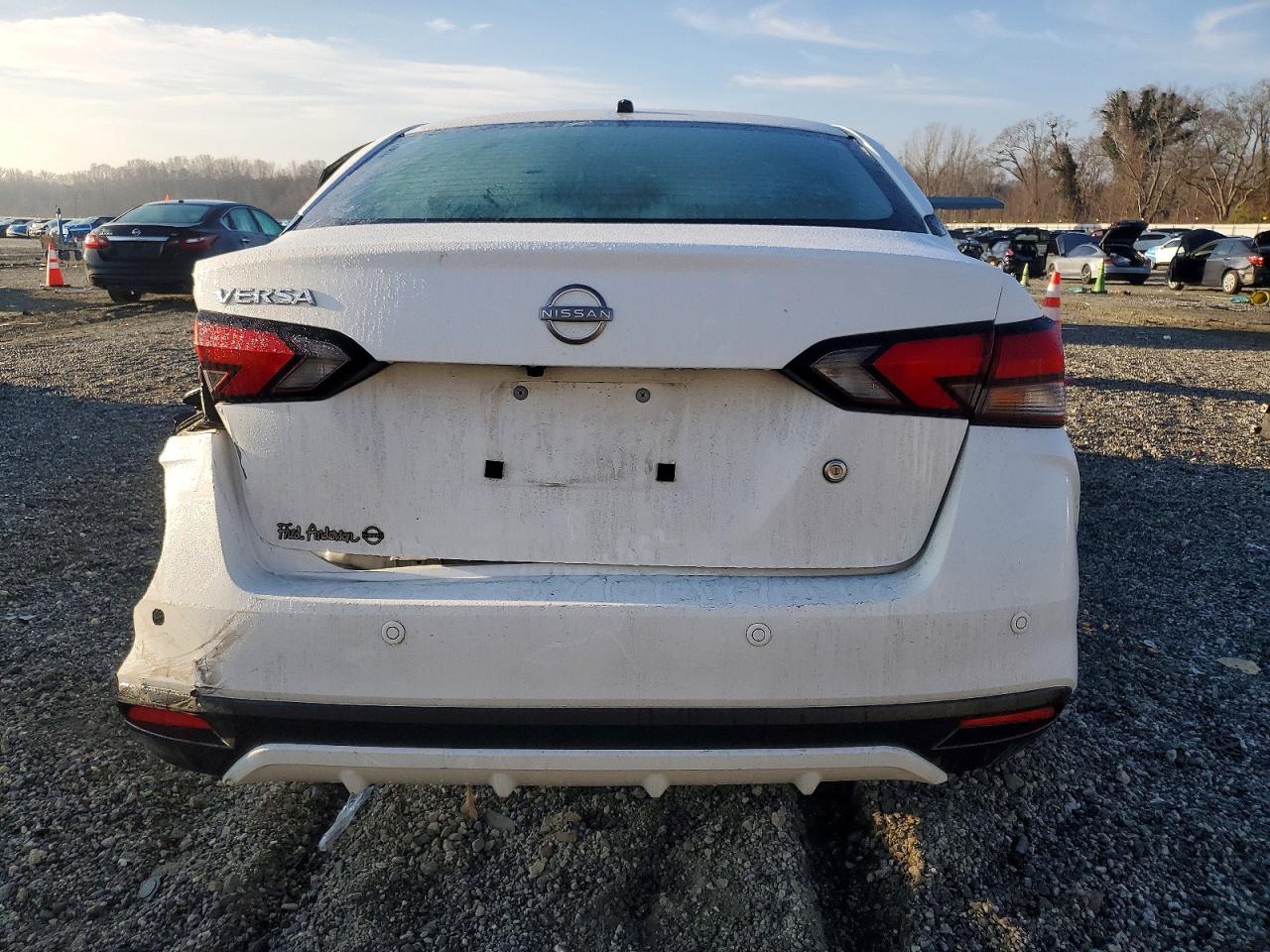 2025 NISSAN VERSA S photo 6