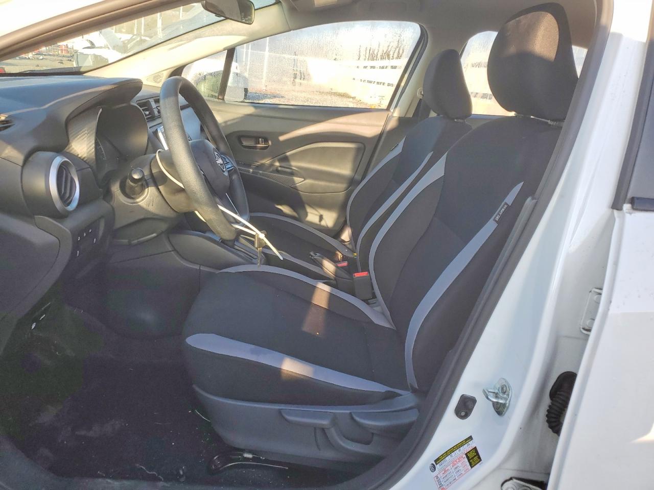 2025 NISSAN VERSA S photo 7