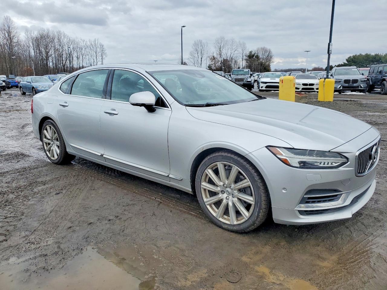 2018 VOLVO S90 T8 INSCRIPTION photo 4