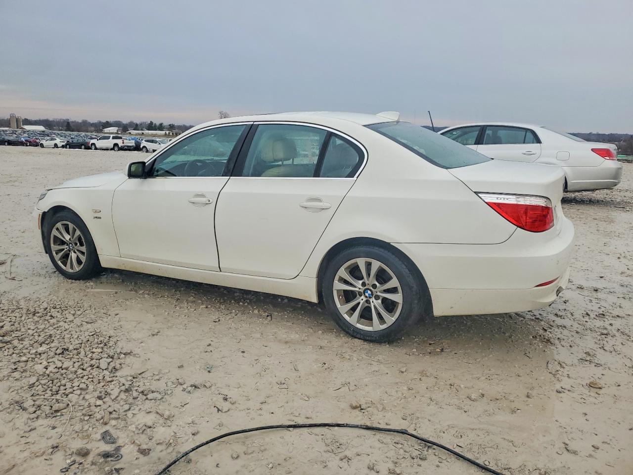 2010 BMW 535 XI photo 2