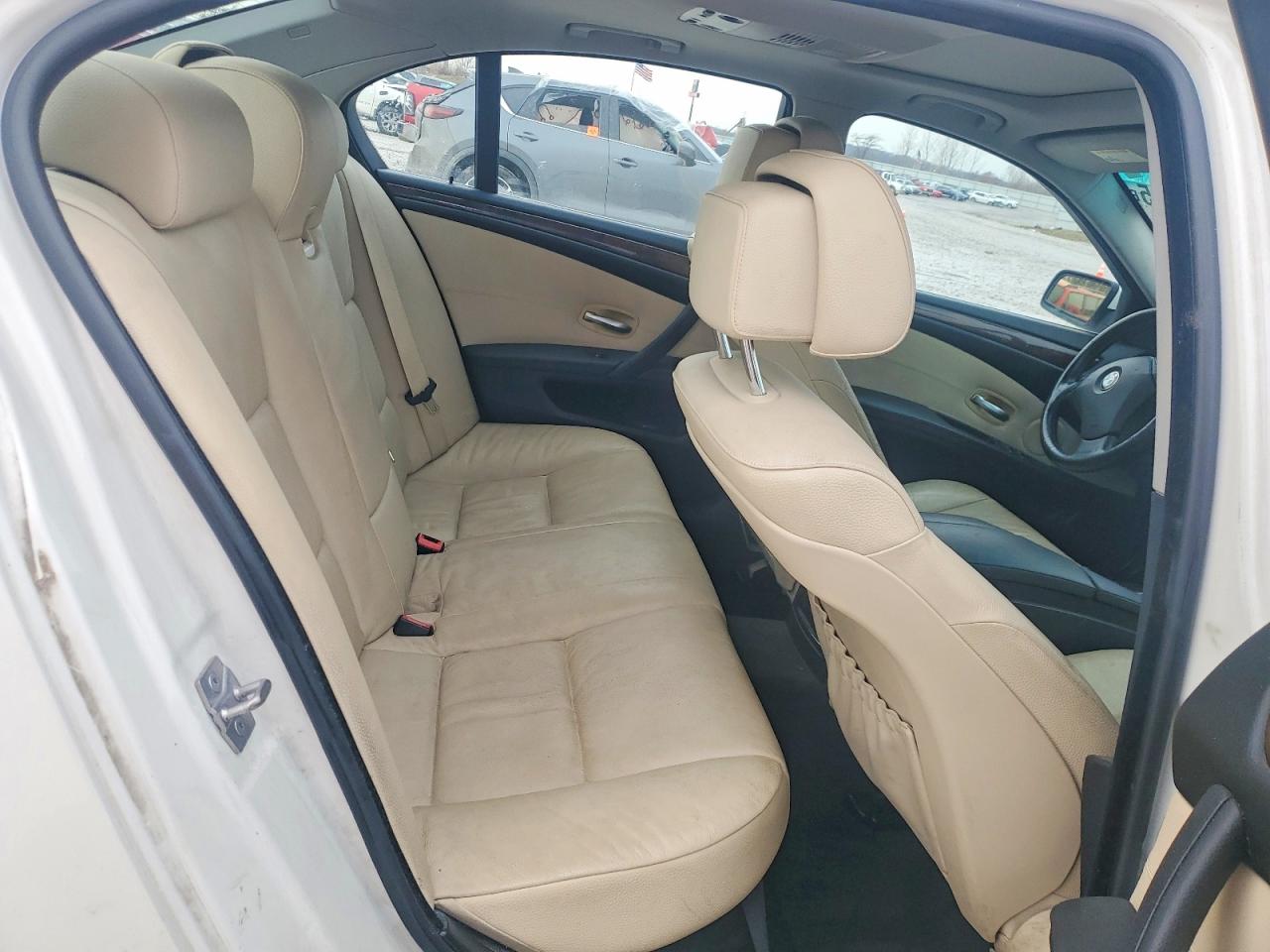 2010 BMW 535 XI photo 10