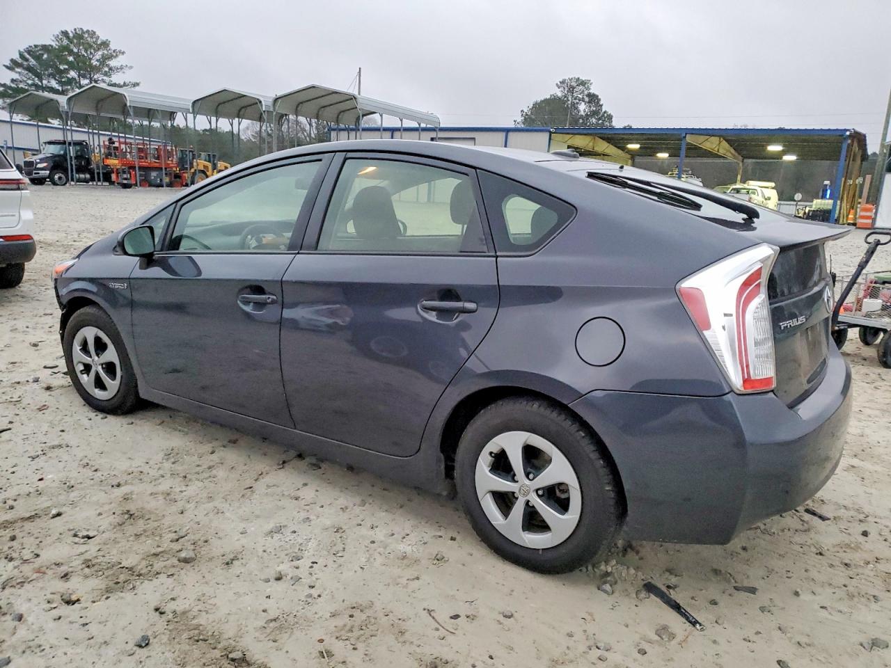 2013 TOYOTA PRIUS photo 3