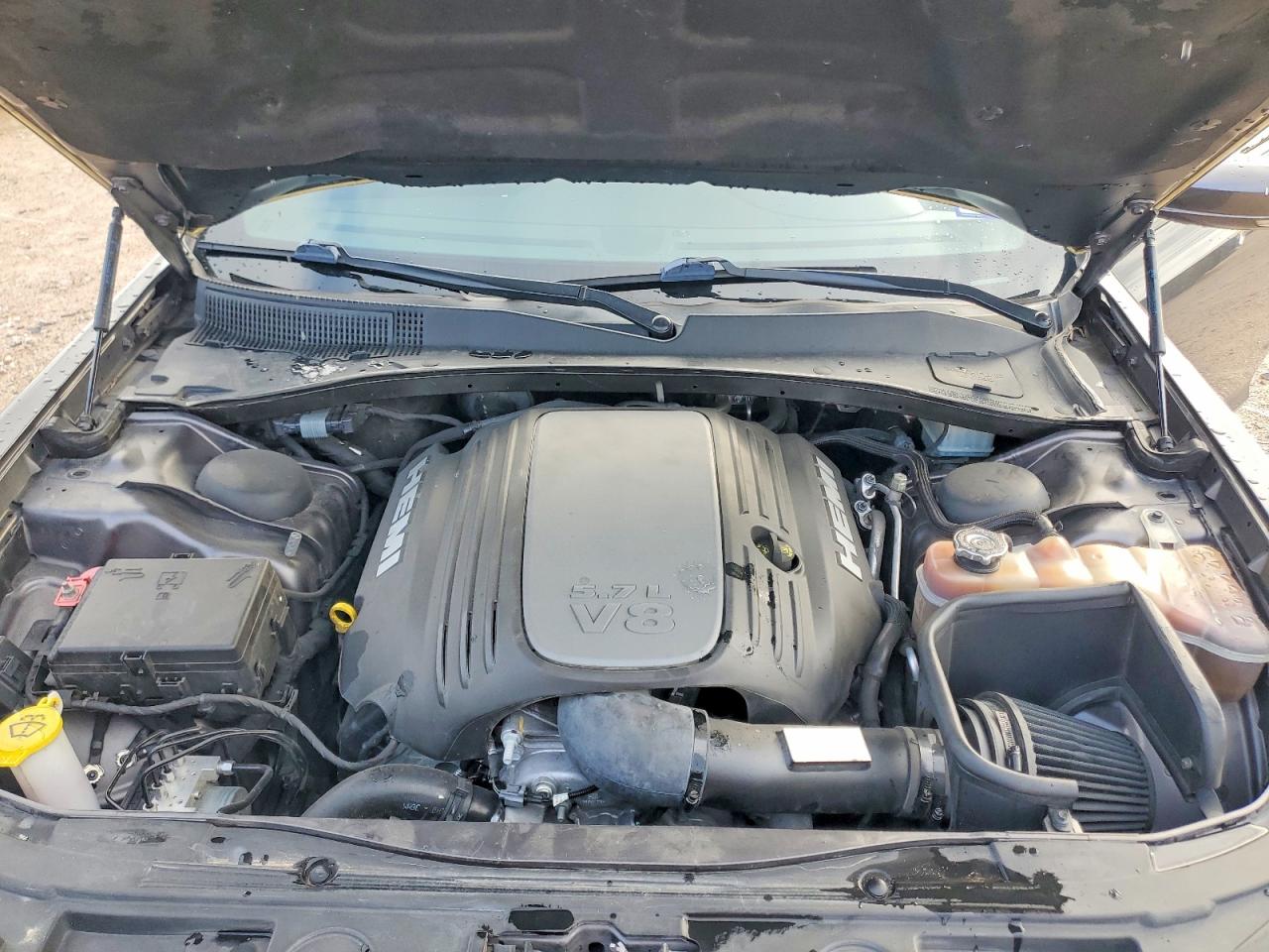 2019 CHRYSLER 300 S photo 11