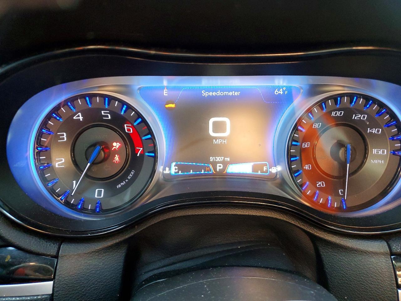 2019 CHRYSLER 300 S photo 9