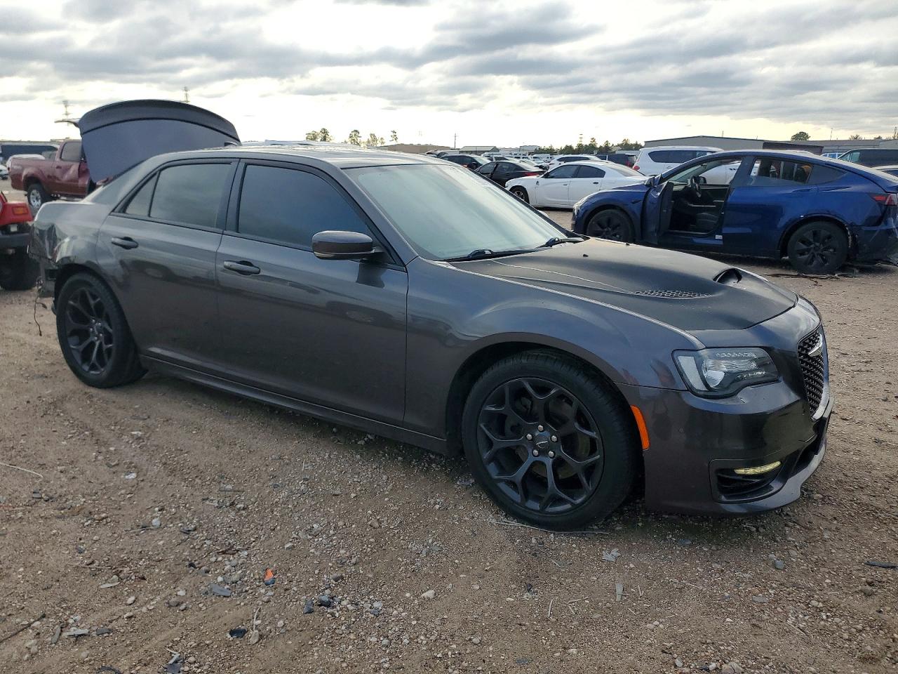 2019 CHRYSLER 300 S photo 4