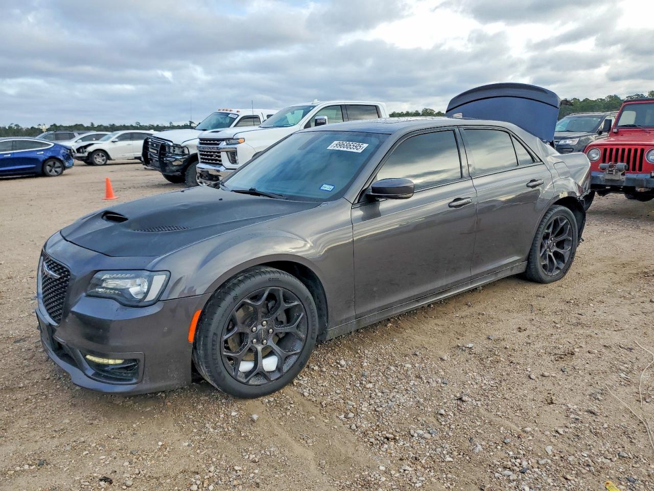 2019 CHRYSLER 300