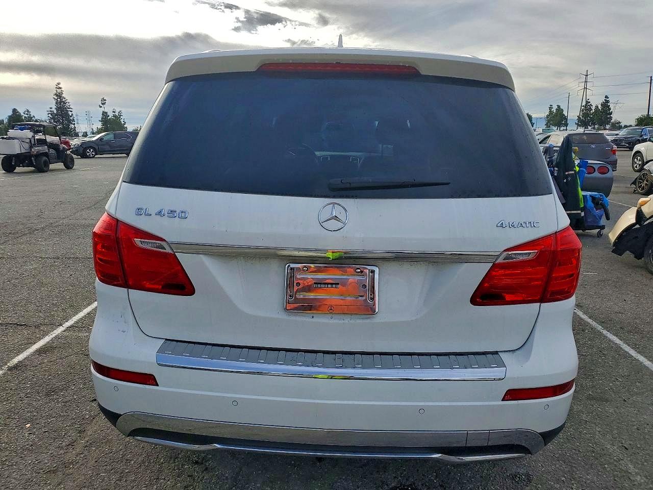 2015 MERCEDES-BENZ GL 450 4MATIC photo 6