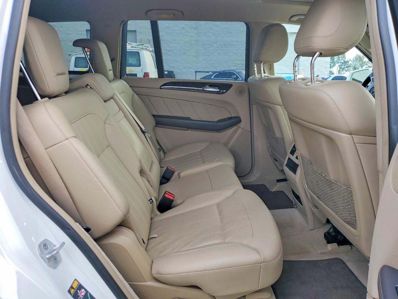 2015 MERCEDES-BENZ GL 450 4MATIC photo 11