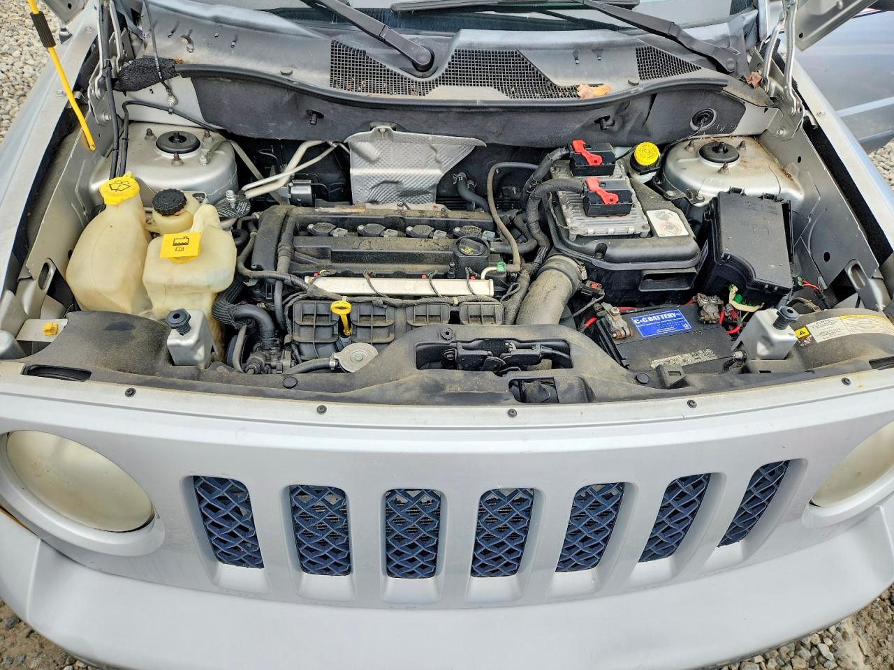 2012 JEEP PATRIOT SPORT photo 12