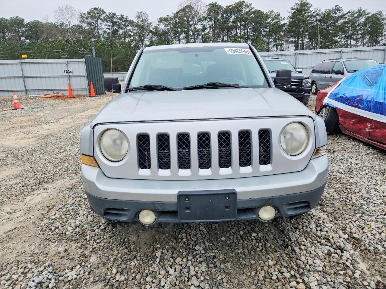 2012 JEEP PATRIOT SPORT photo 5