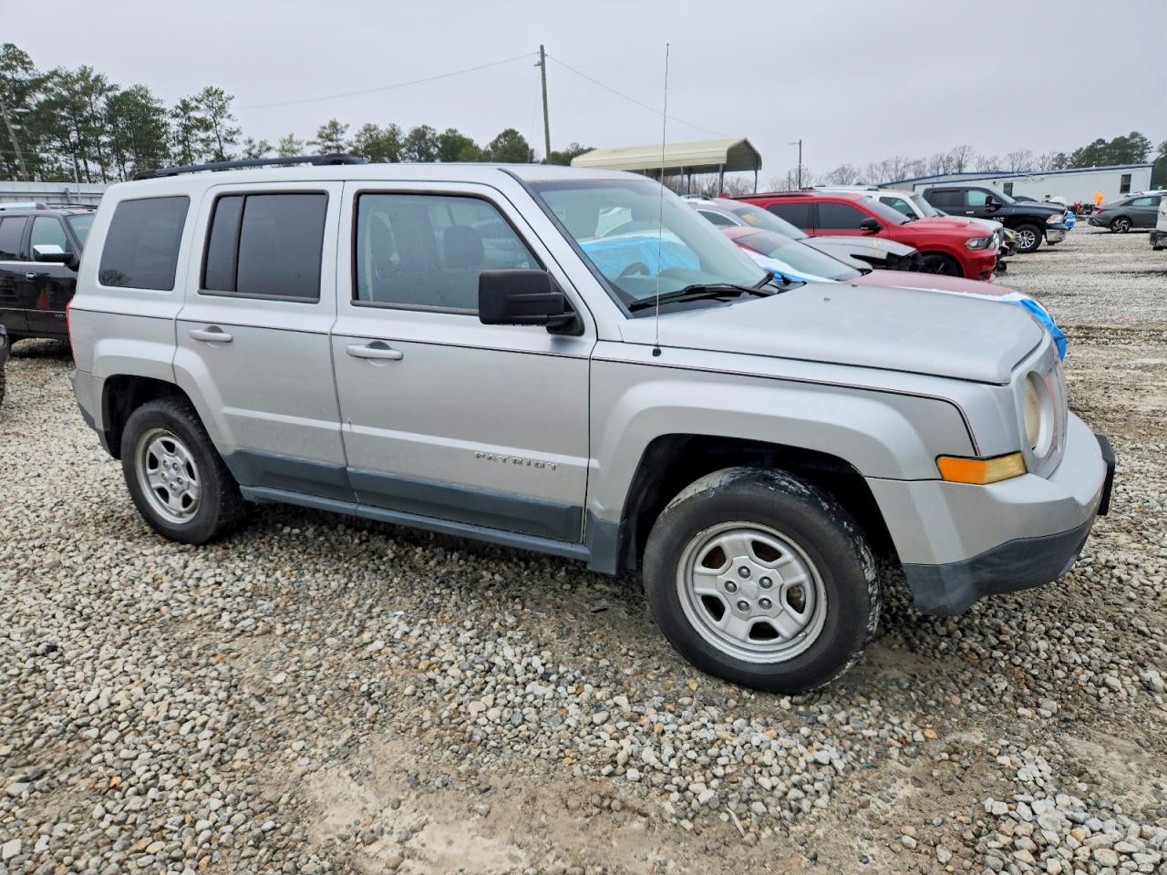 2012 JEEP PATRIOT SPORT photo 4