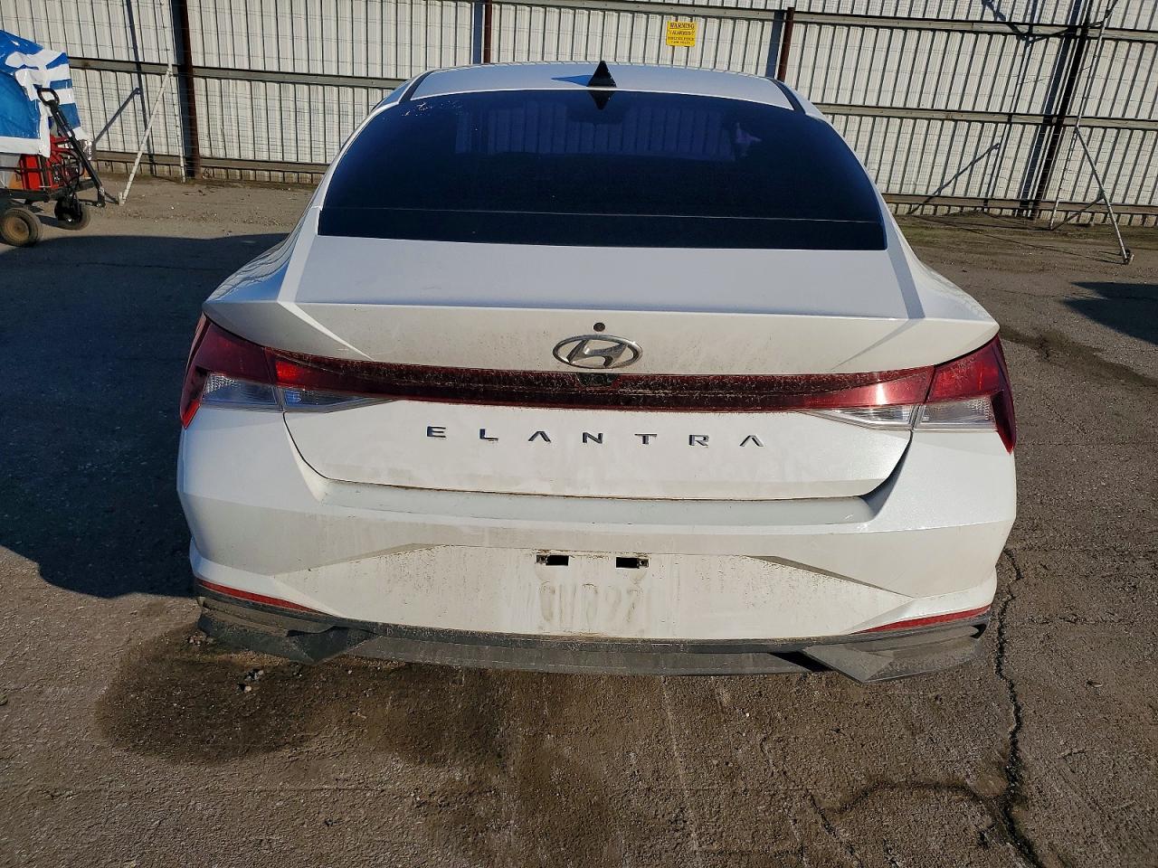 2023 HYUNDAI ELANTRA SEL photo 6
