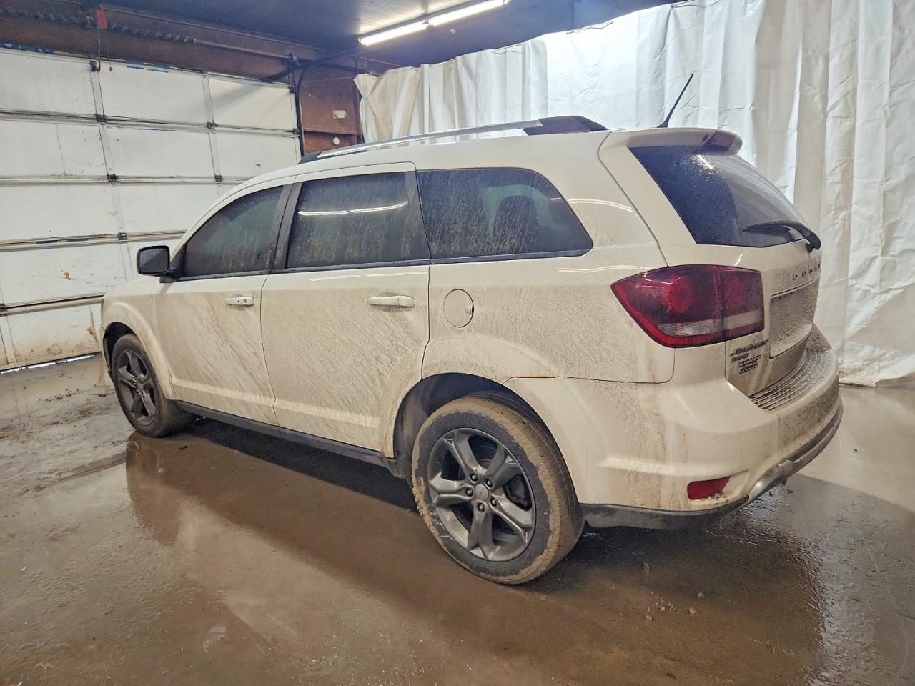 2014 DODGE JOURNEY CROSSROAD photo 2