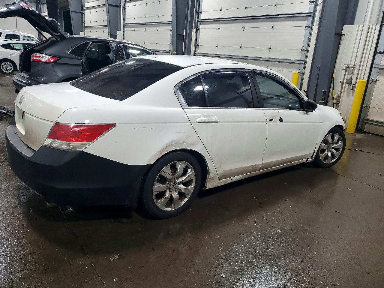 2010 HONDA ACCORD EXL photo 3