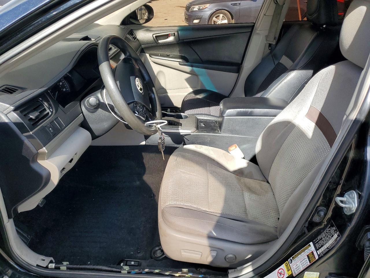 2012 TOYOTA CAMRY BASE photo 13