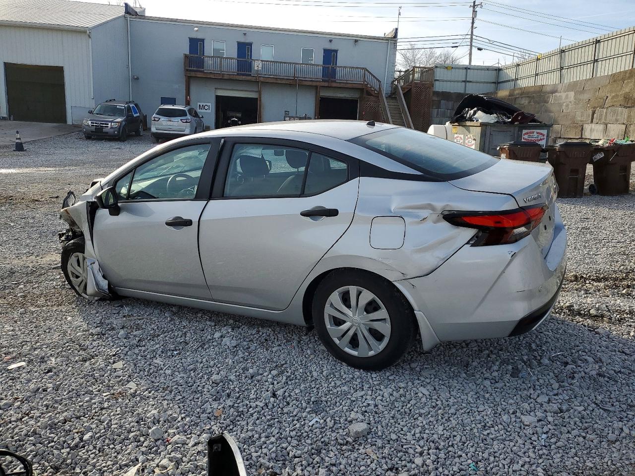 2021 NISSAN VERSA S photo 3