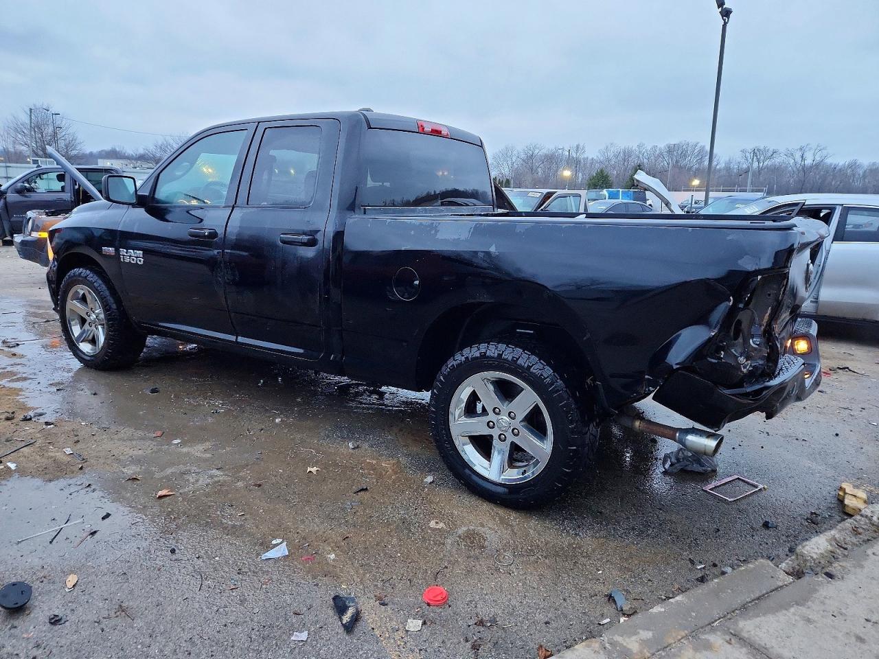 2013 RAM 1500 ST photo 2