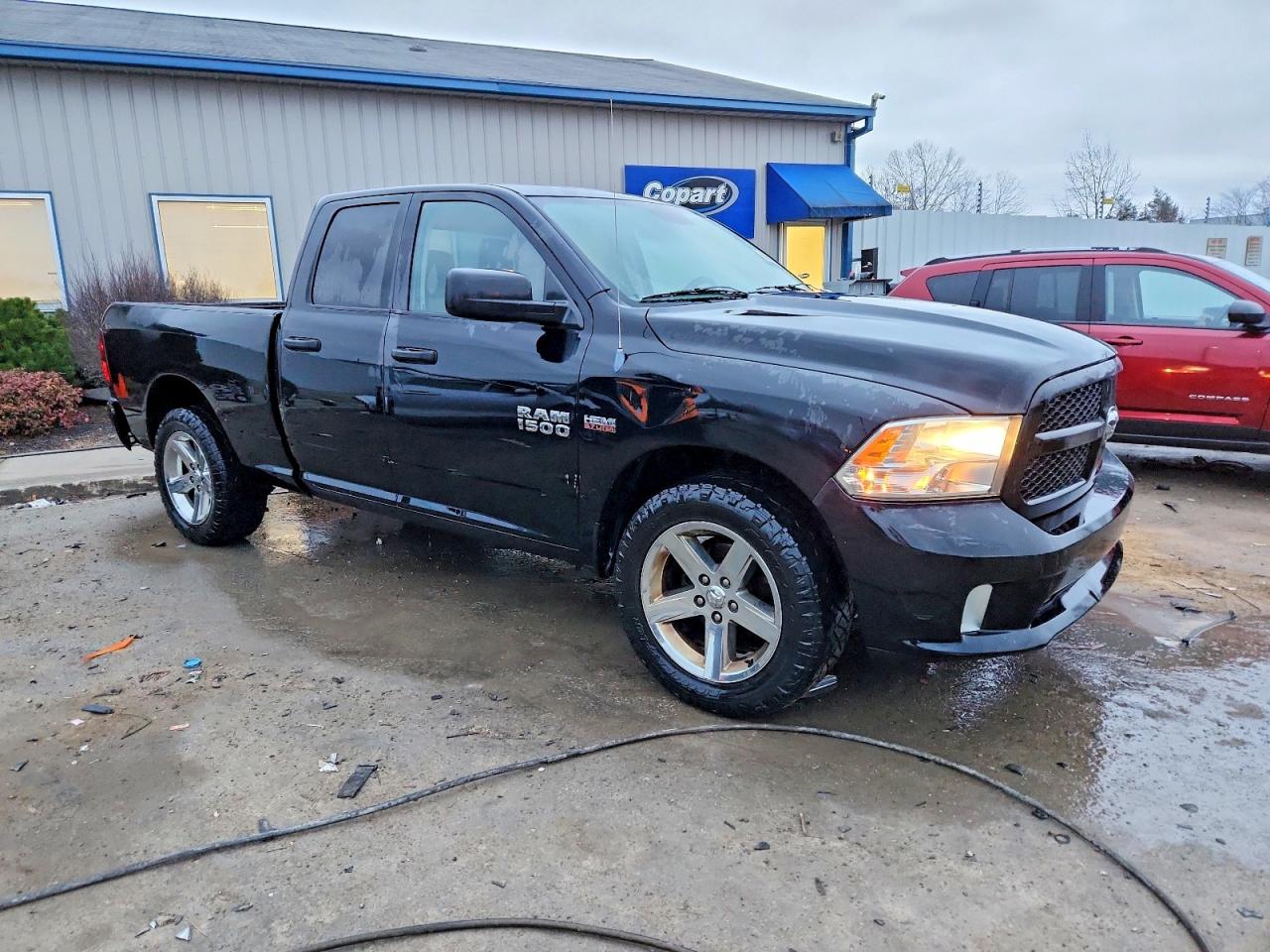 2013 RAM 1500 ST photo 4