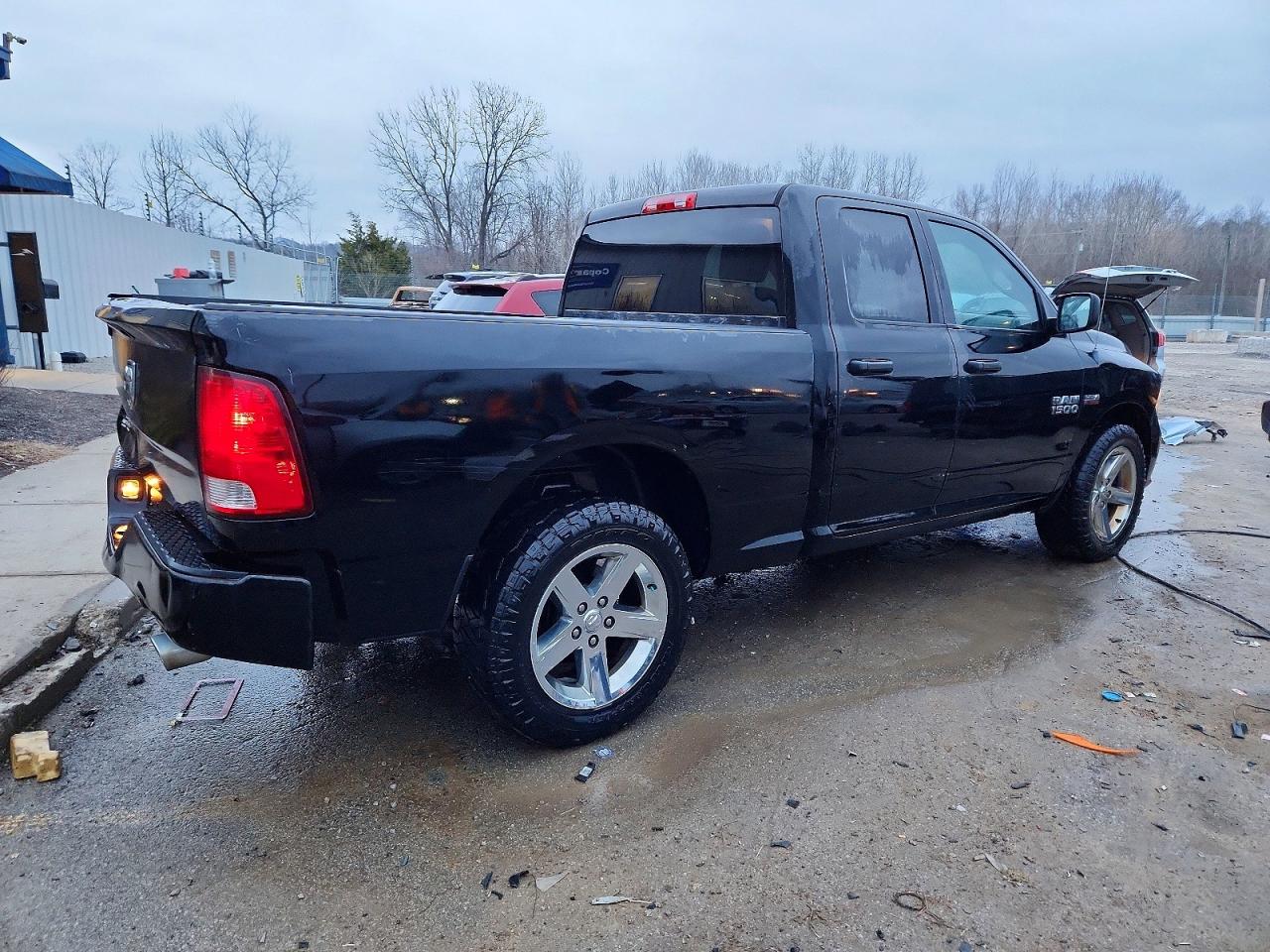 2013 RAM 1500 ST photo 3