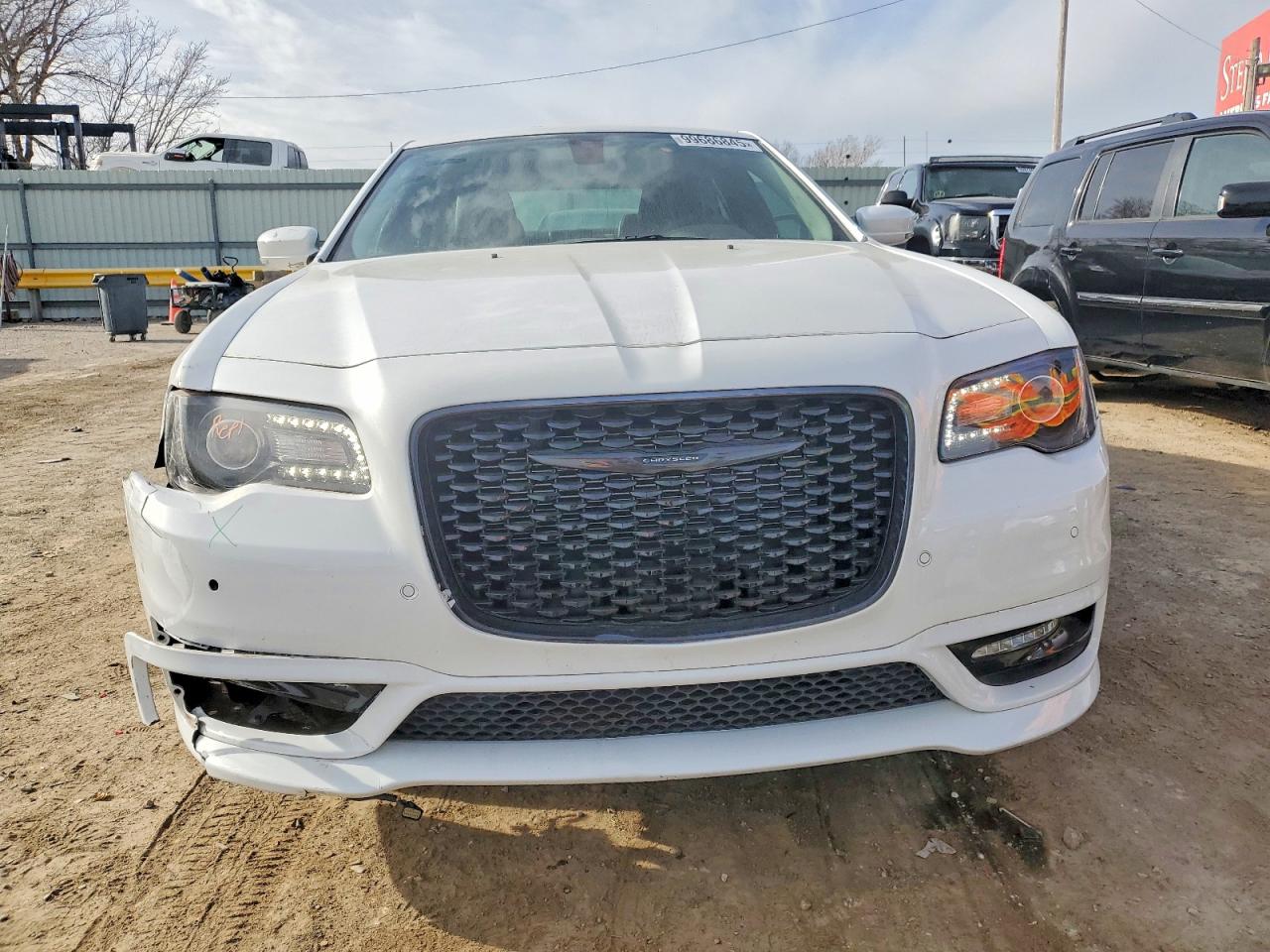 2023 CHRYSLER 300 TOURING L photo 5