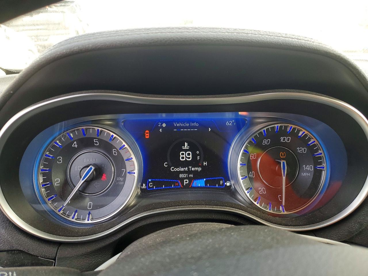 2023 CHRYSLER 300 TOURING L photo 9