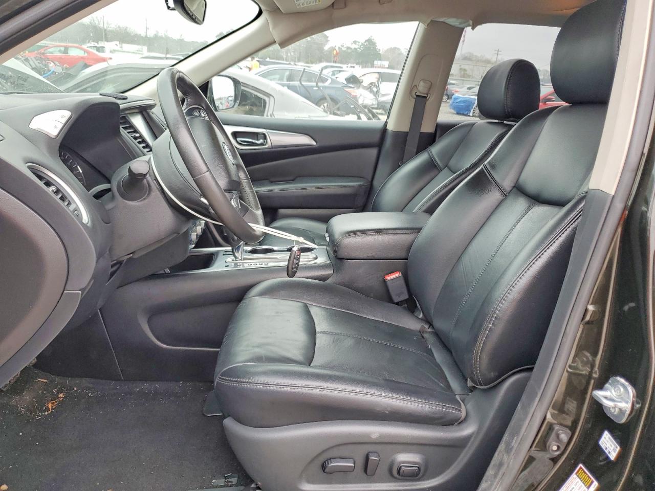 2017 NISSAN PATHFINDER S photo 13