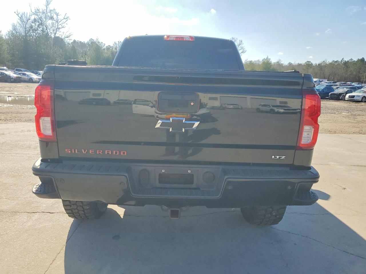 2018 CHEVROLET SILVERADO K1500 LTZ photo 6