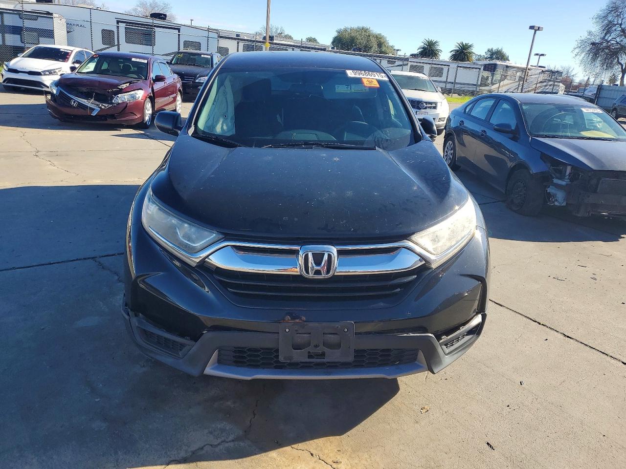 2018 HONDA CR-V LX photo 5