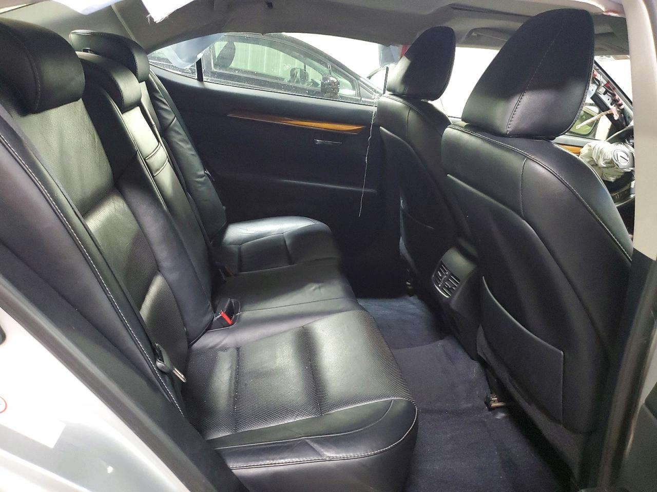 2013 LEXUS ES 300H photo 10
