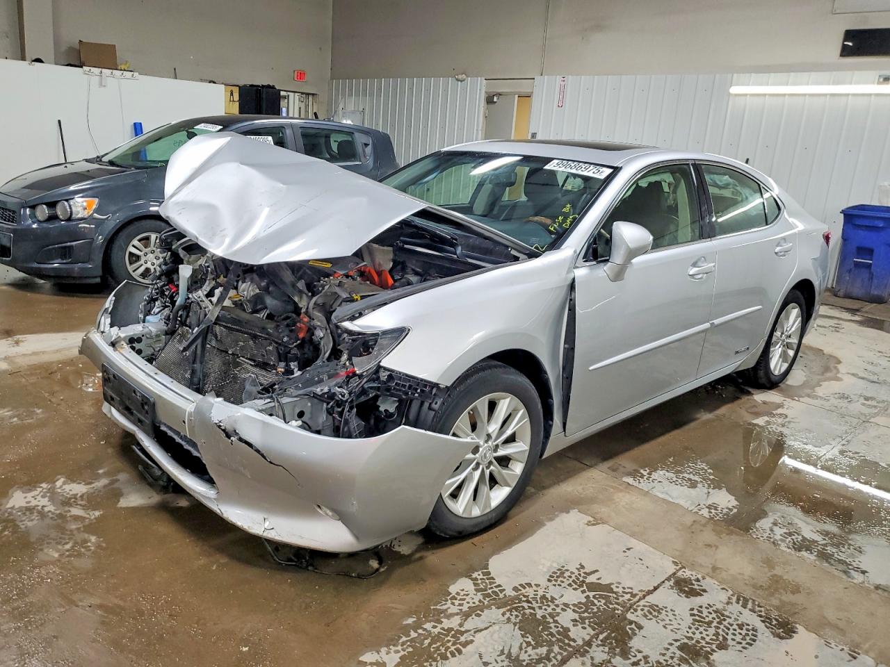 2013 LEXUS ES