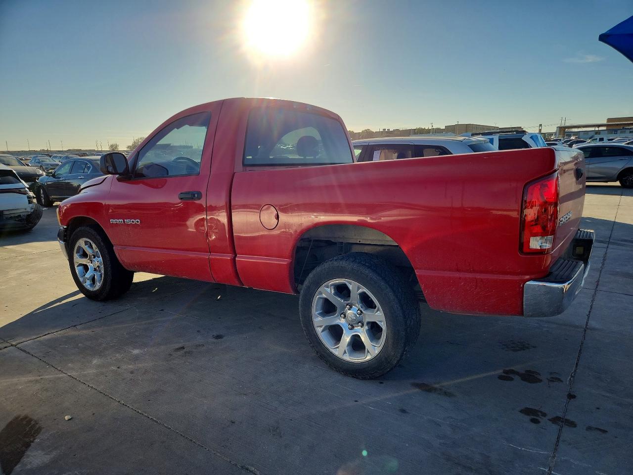 2004 DODGE RAM 1500 ST photo 2