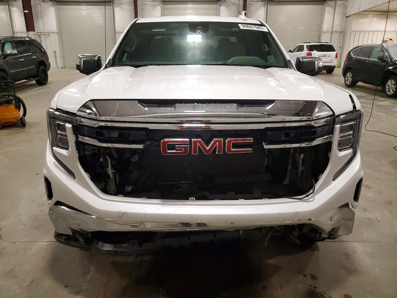 2025 GMC SIERRA K1500 SLT photo 5