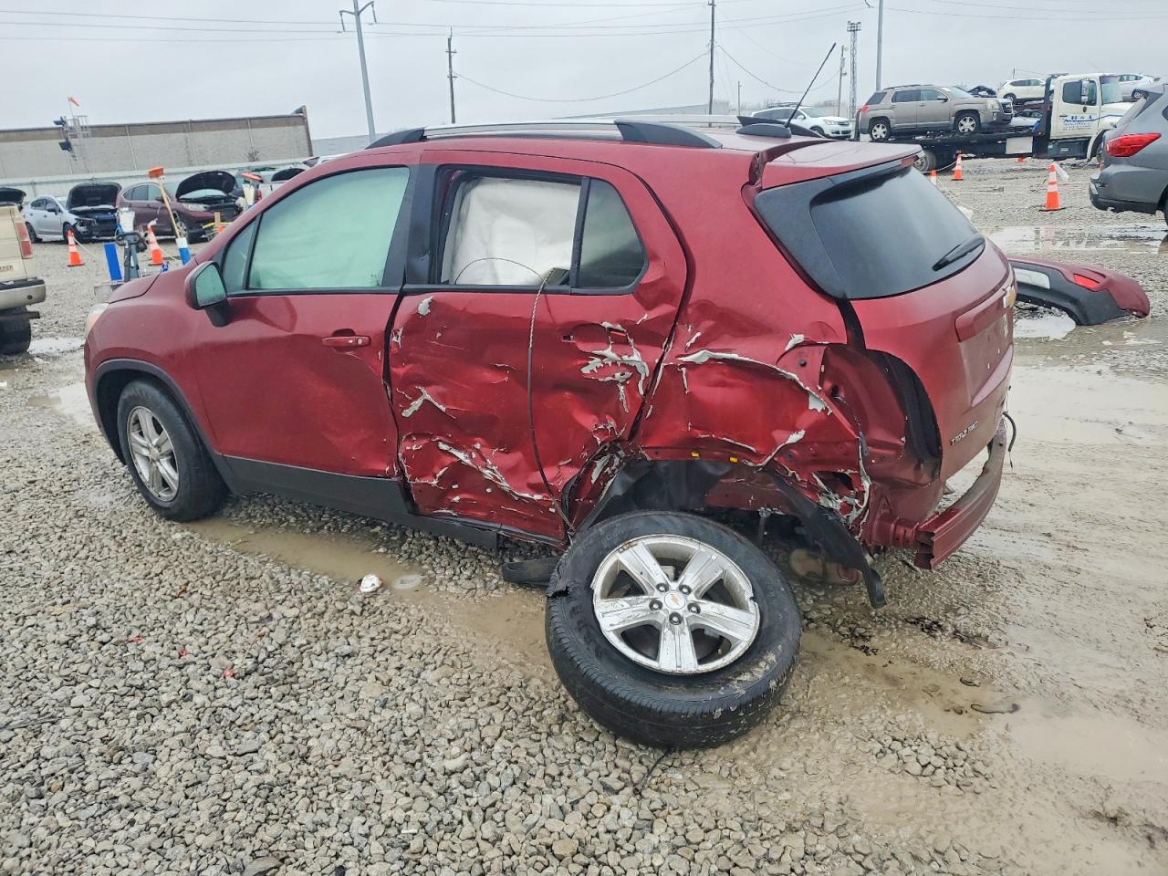 2022 CHEVROLET TRAX 1LT photo 2