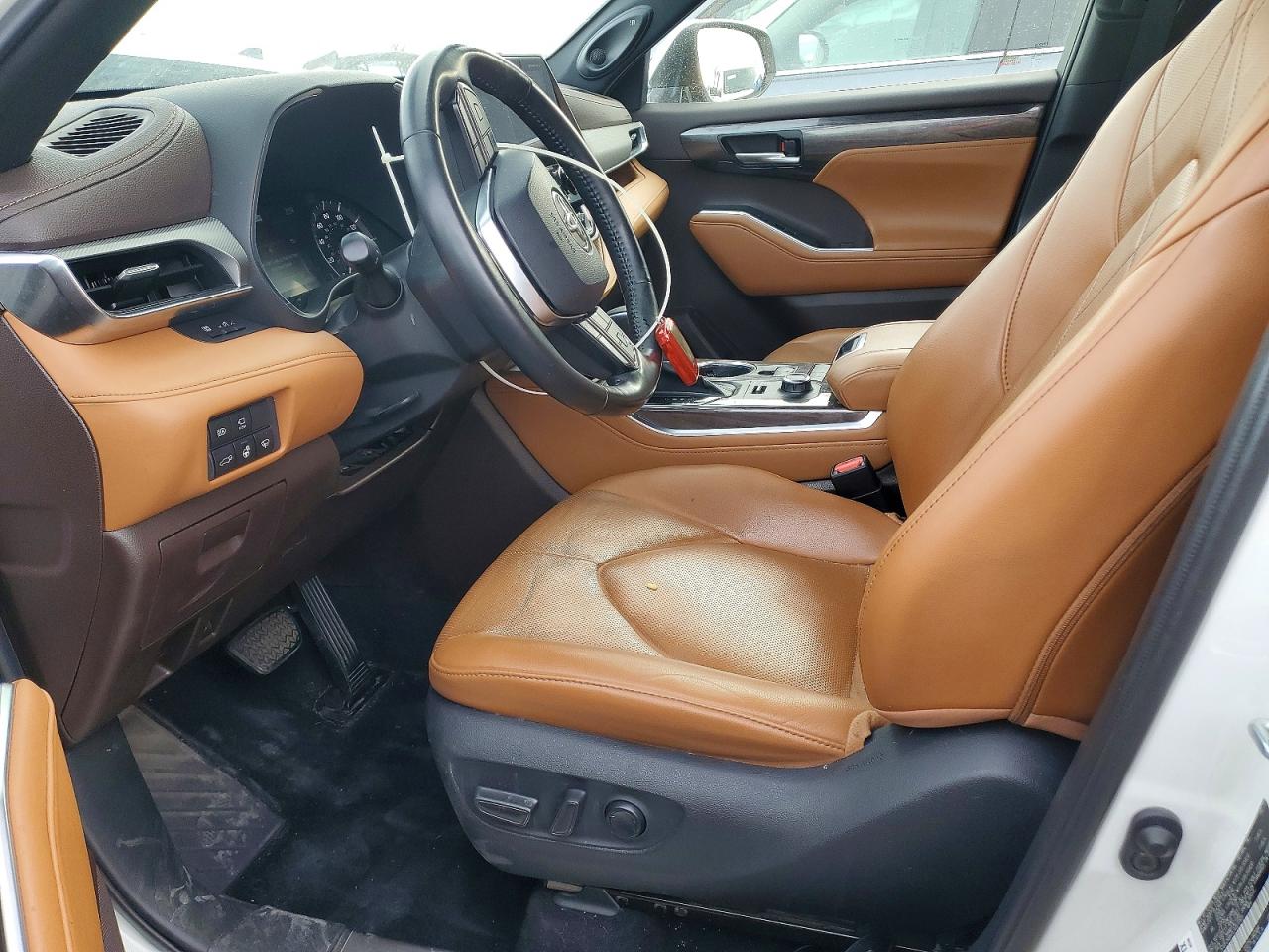 2020 TOYOTA HIGHLANDER PLATINUM photo 7