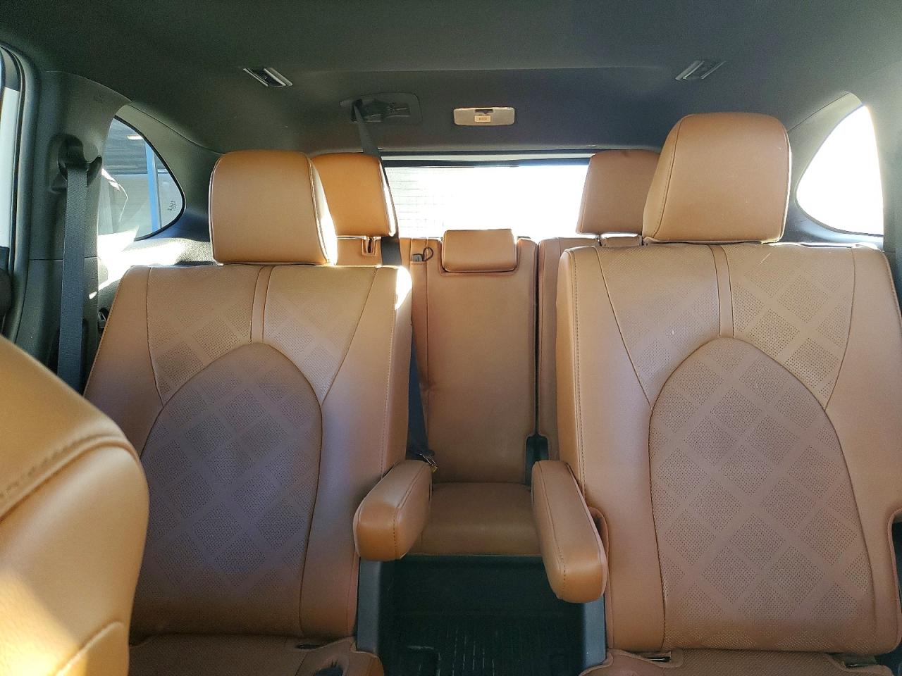 2020 TOYOTA HIGHLANDER PLATINUM photo 10