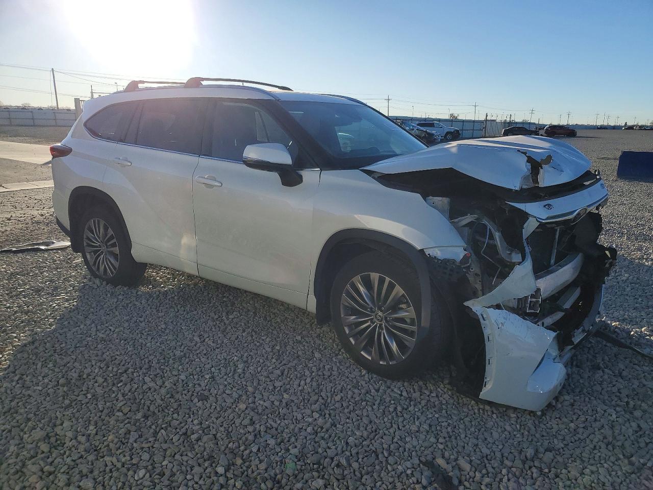 2020 TOYOTA HIGHLANDER PLATINUM photo 4