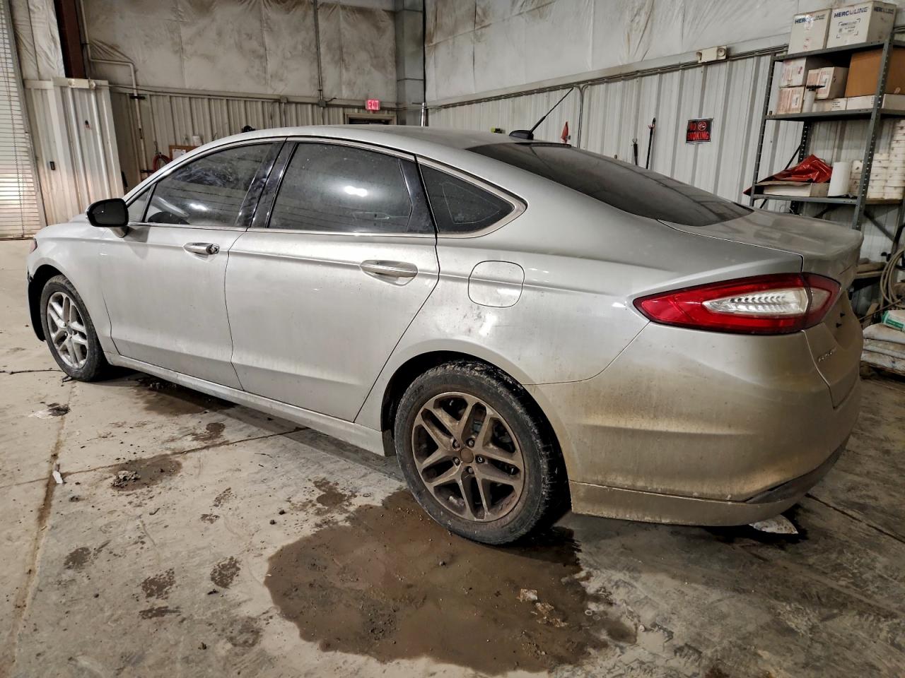 2015 FORD FUSION SE photo 2