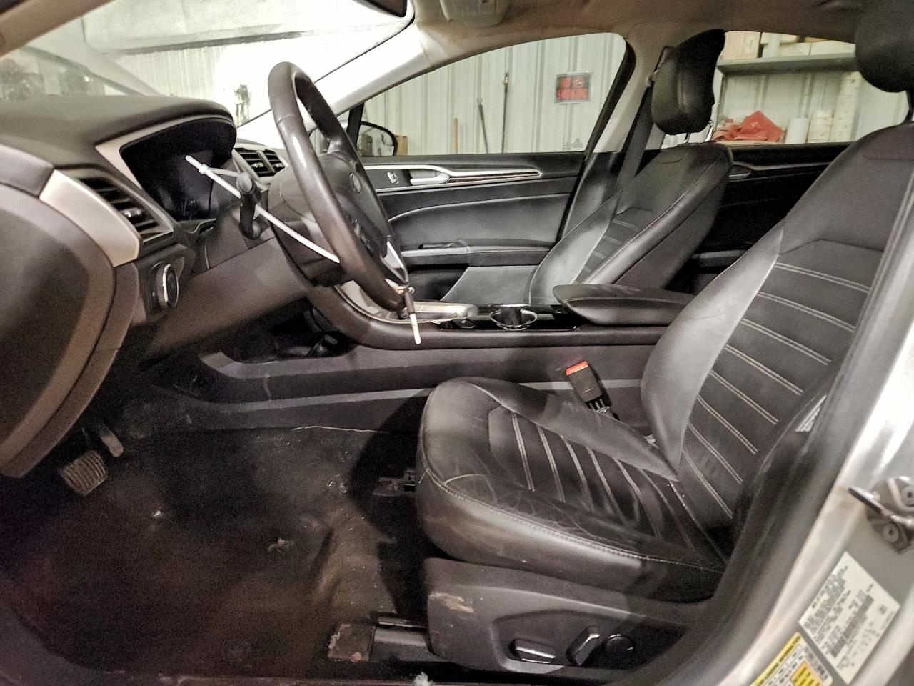 2015 FORD FUSION SE photo 7