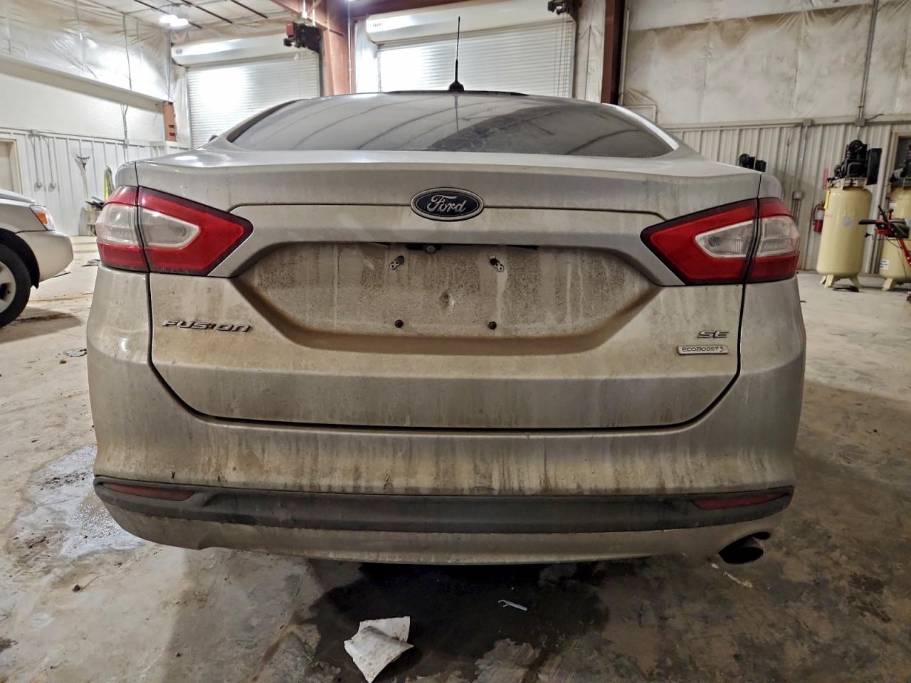 2015 FORD FUSION SE photo 6