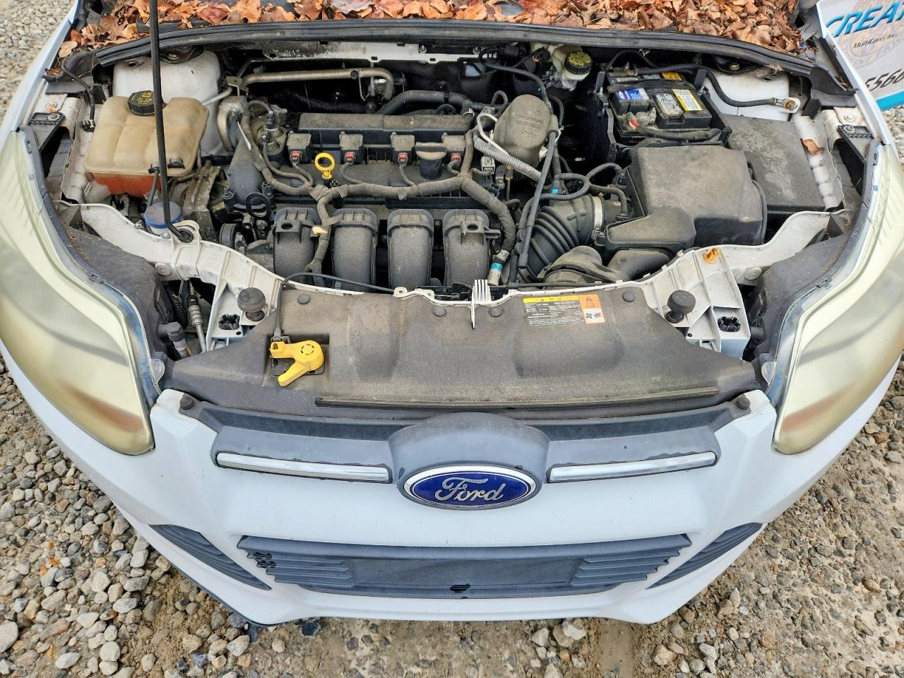 2014 FORD FOCUS SE photo 11