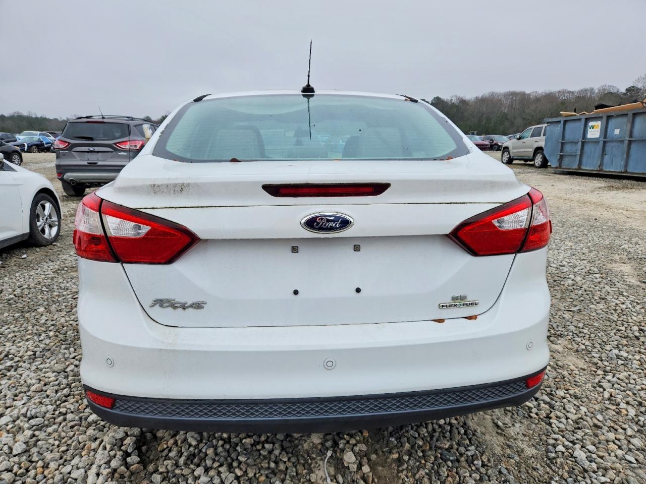 2014 FORD FOCUS SE photo 6
