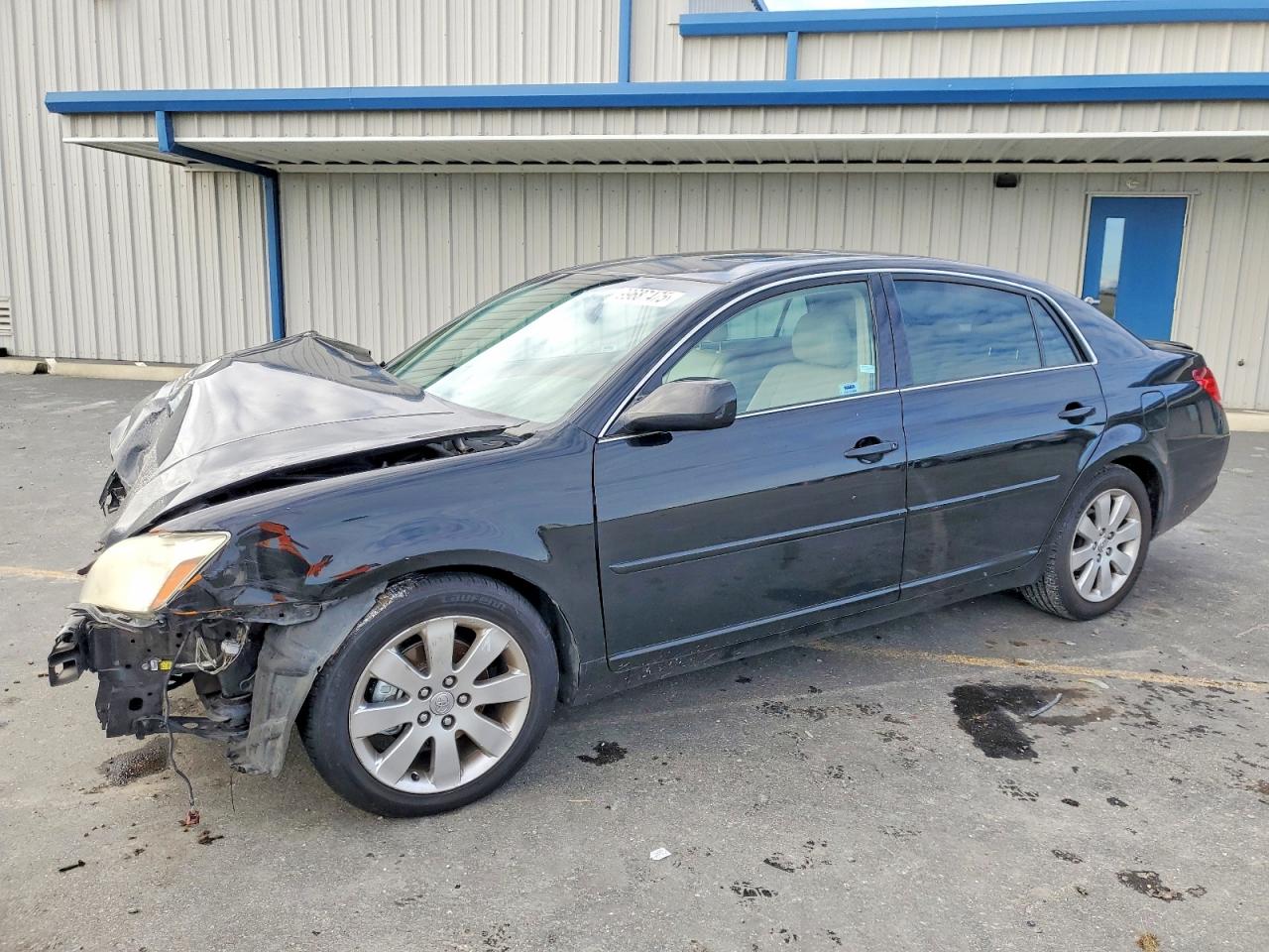 2006 TOYOTA AVALON