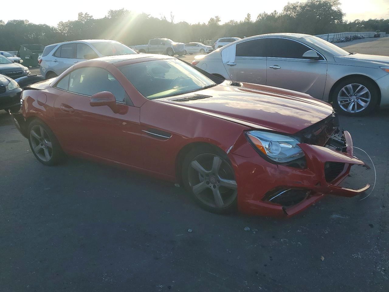 2015 MERCEDES-BENZ SLK 250 photo 4