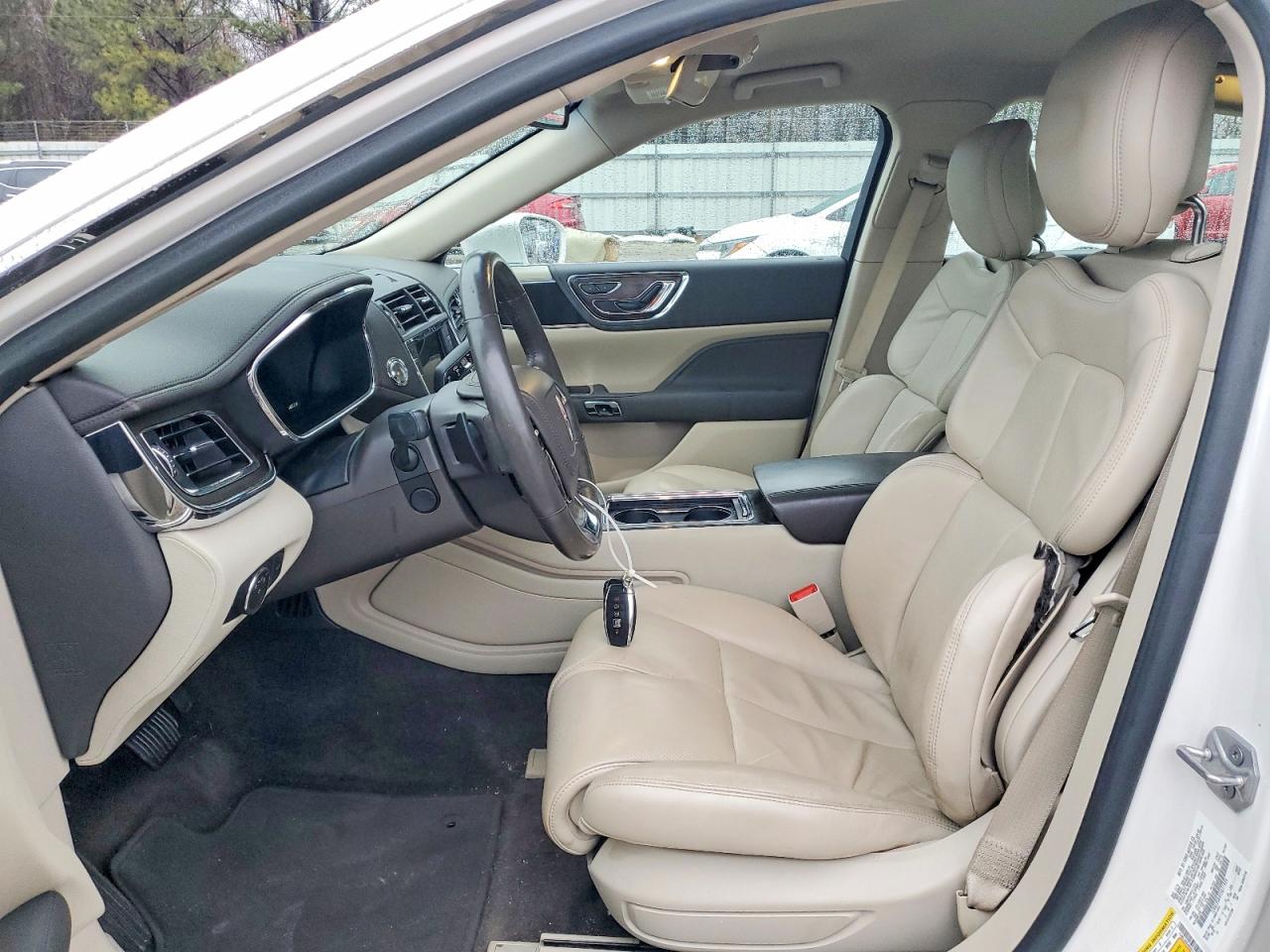 2017 LINCOLN CONTINENTAL SELECT photo 7
