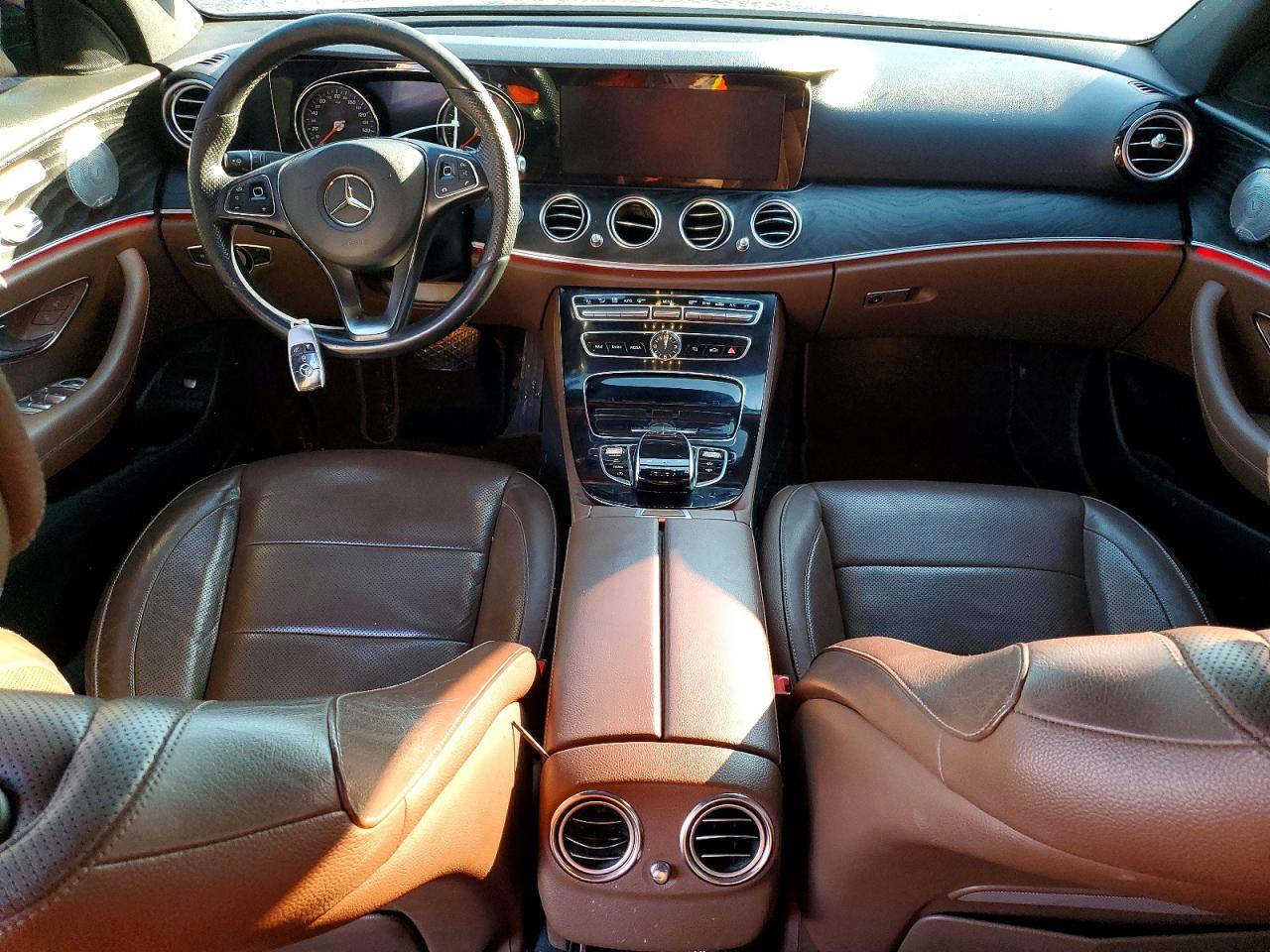 2017 MERCEDES-BENZ E 300 4MATIC photo 8