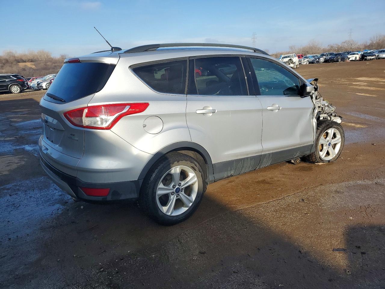2016 FORD ESCAPE SE photo 3