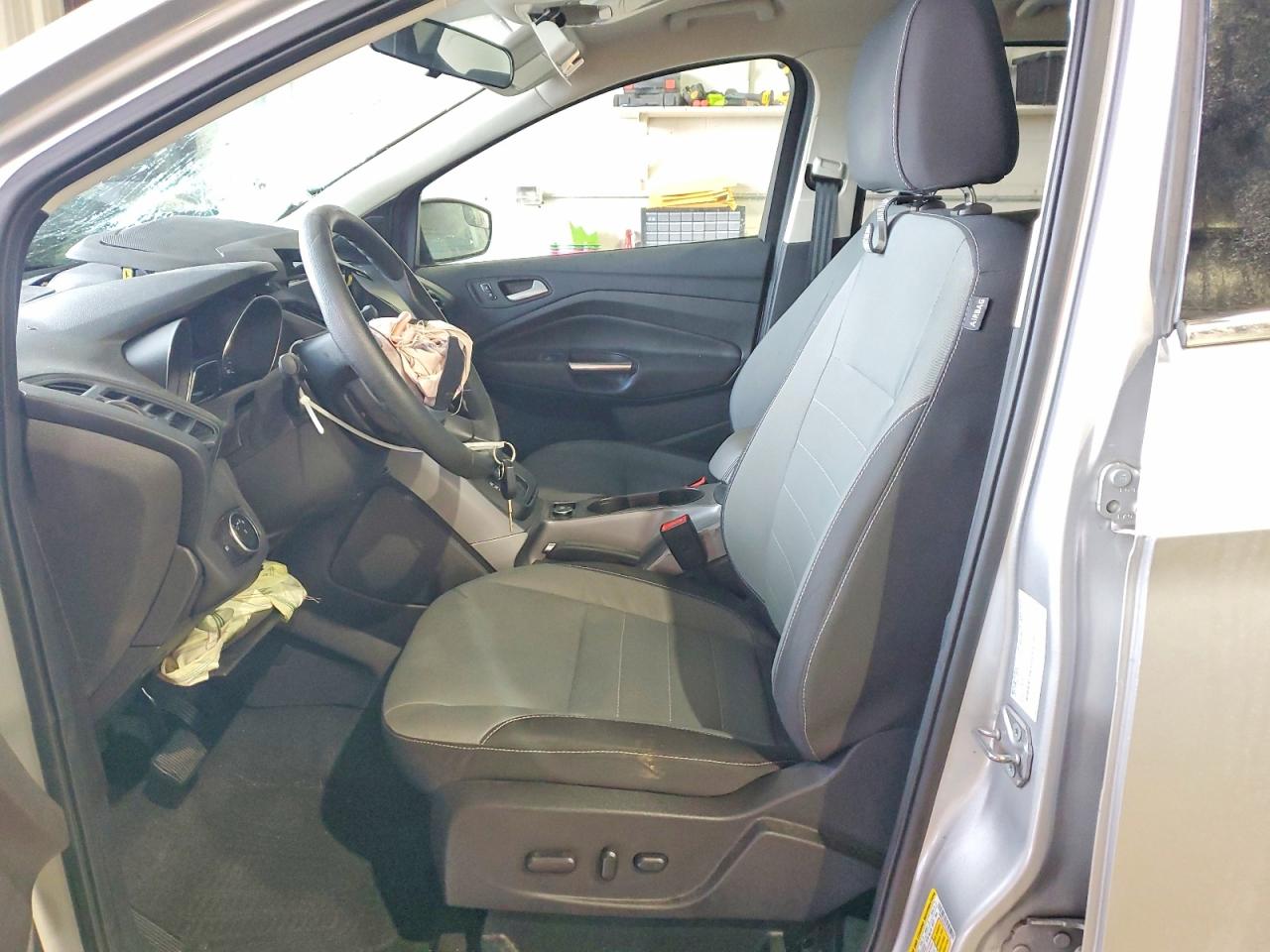 2016 FORD ESCAPE SE photo 7