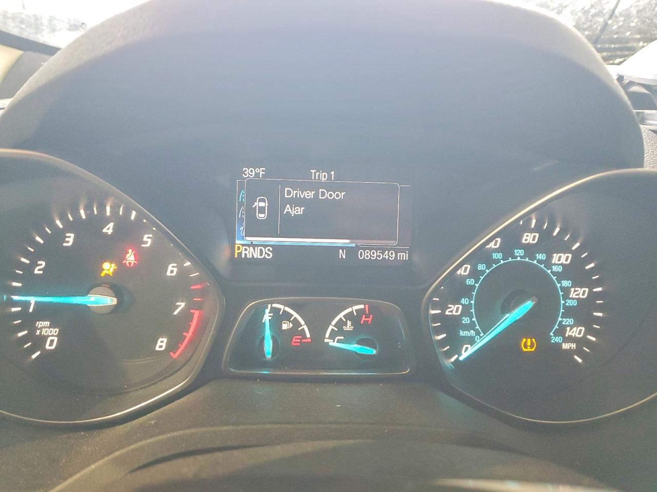 2016 FORD ESCAPE SE photo 9