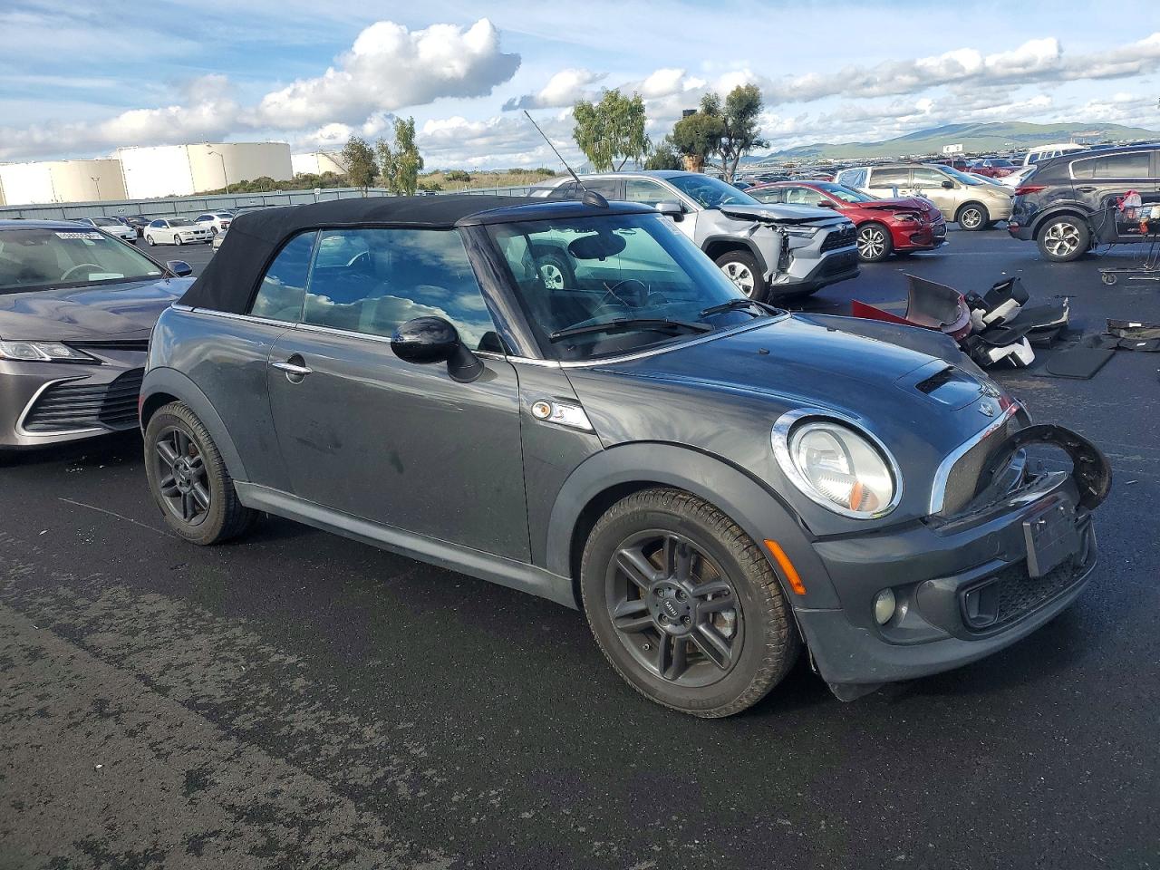 2014 MINI COOPER S photo 4