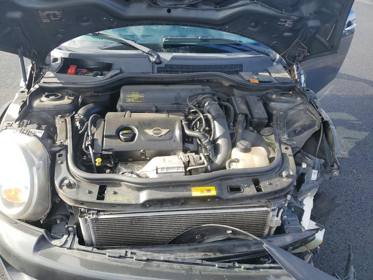 2014 MINI COOPER S photo 11